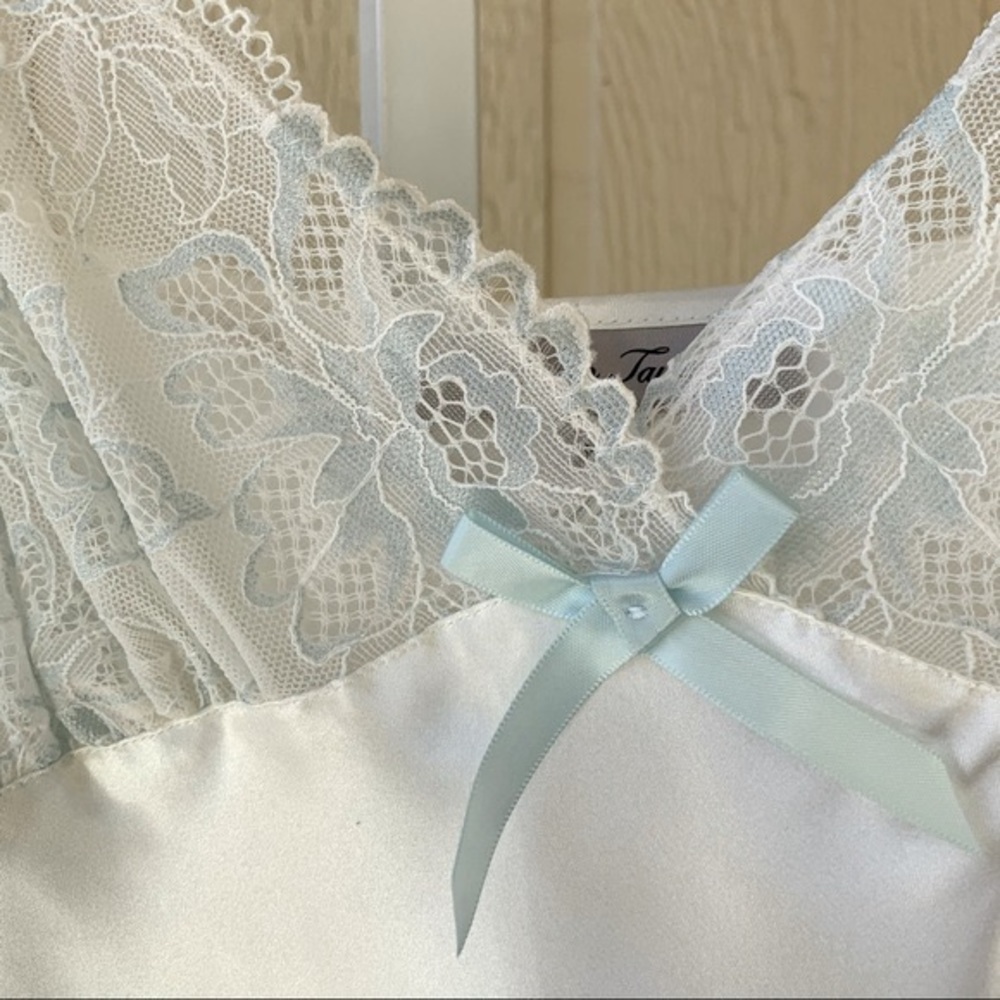 Morgan Taylor White & Blue Lace Sleepwear Slip | M - Picture 5 of 8
